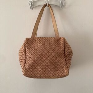 Sundance Woven Shoulder Bag in Tan